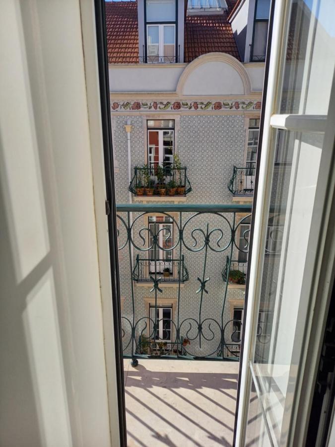 Charme Et Confort Au Coeur De Graca Lisbon Exterior photo